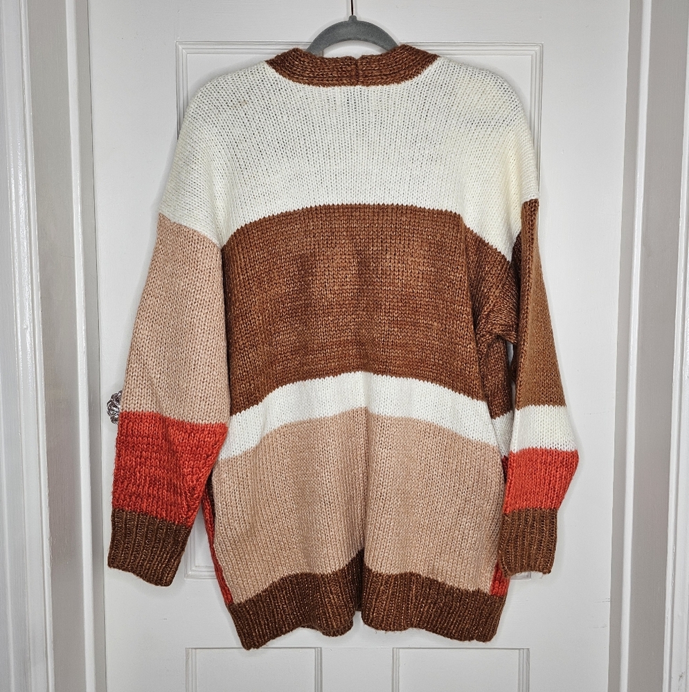 Lush Colorblock Cardigan - Picture 5 of 10